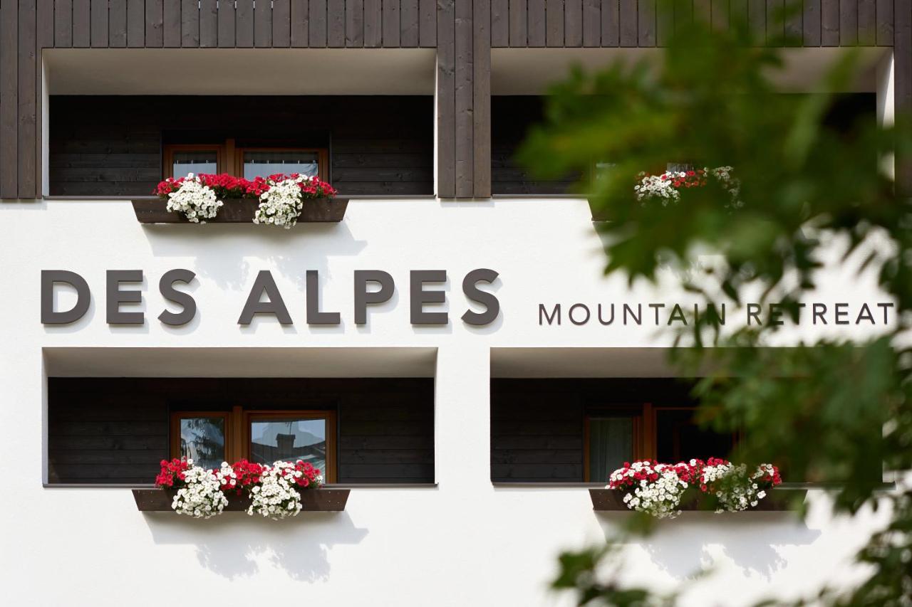 לה וילה Hotel Des Alpes מראה חיצוני תמונה